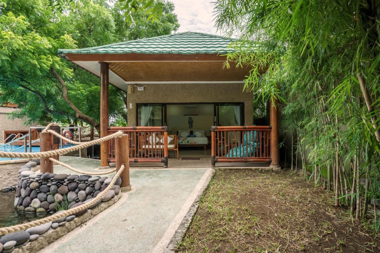 Lunar Dive Resort: Bamboo Villas คุบู ภายนอก รูปภาพ