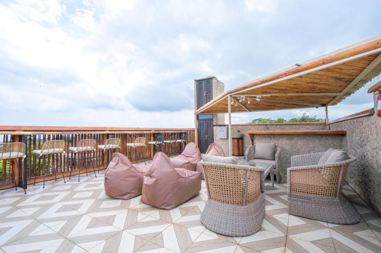 Lunar Dive Resort: Bamboo Villas คุบู ภายนอก รูปภาพ