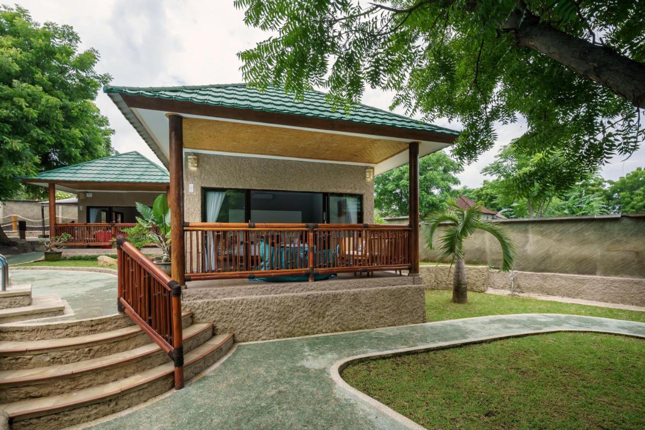 Lunar Dive Resort: Bamboo Villas คุบู ภายนอก รูปภาพ
