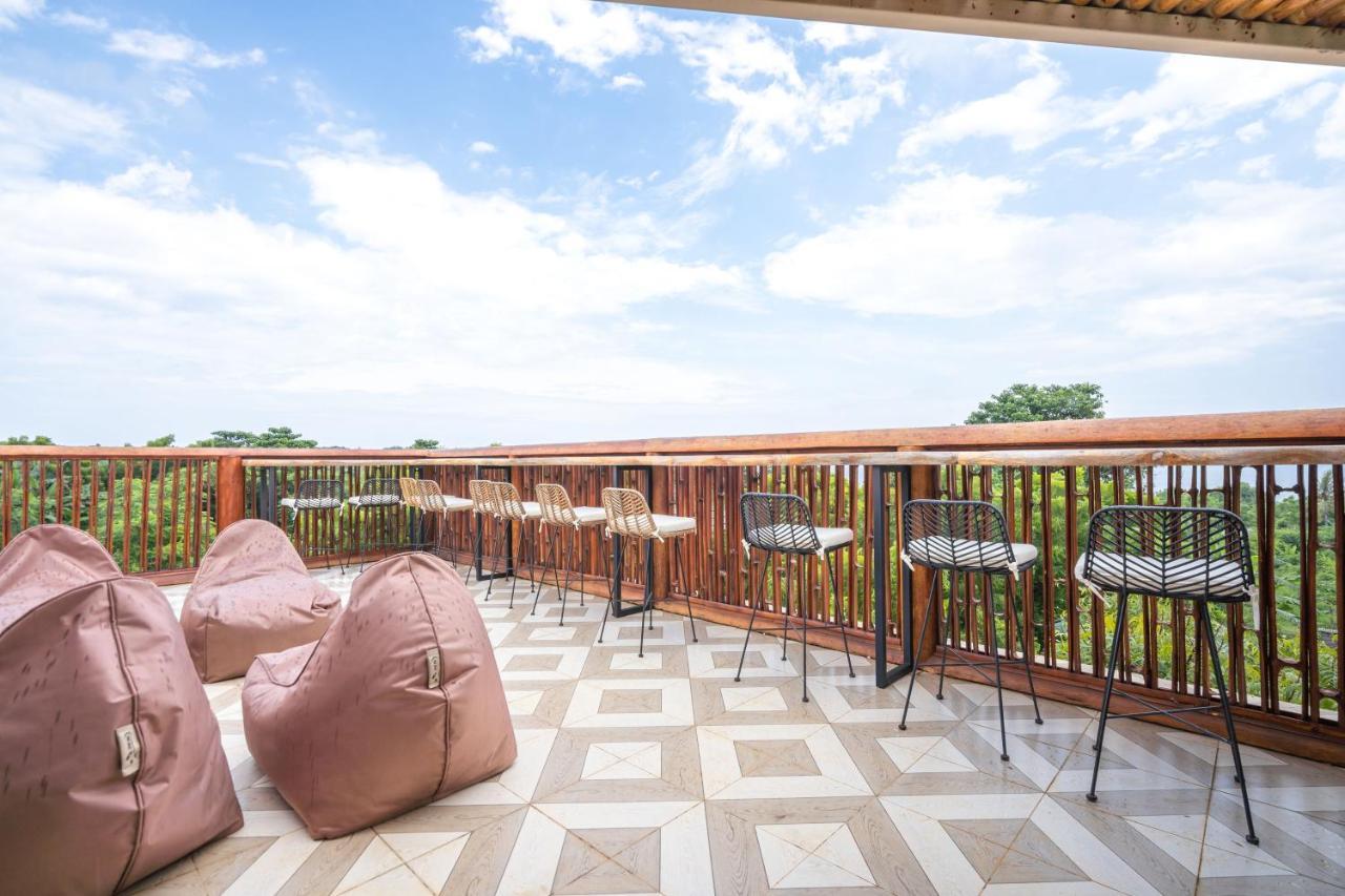 Lunar Dive Resort: Bamboo Villas คุบู ภายนอก รูปภาพ